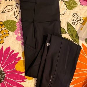 Lululemon full length leggings w/ seamless bottoms